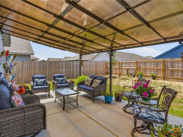 323 Alta Vista Terrace, Seguin, TX 78155