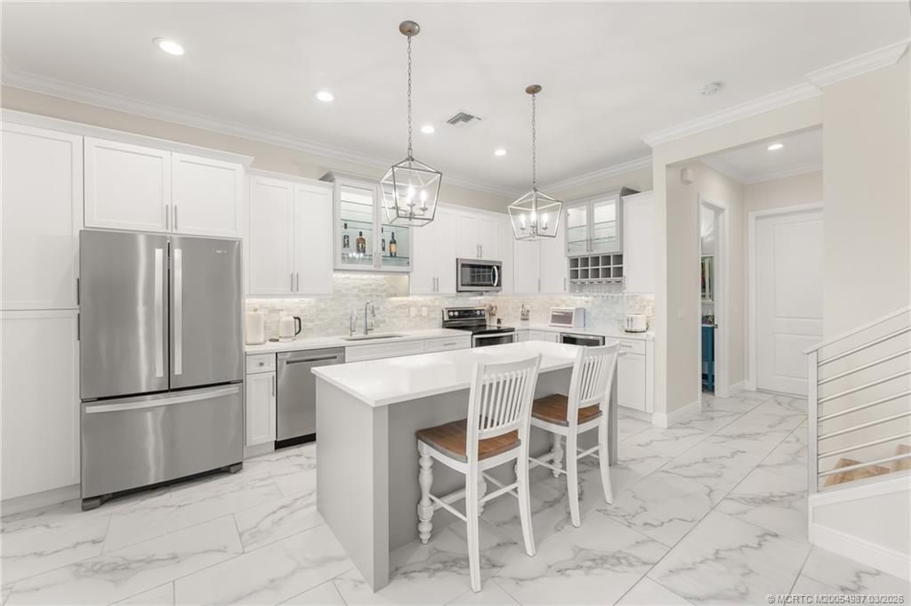 517 SW Ocean Boulevard, Stuart, FL 34994 Photo