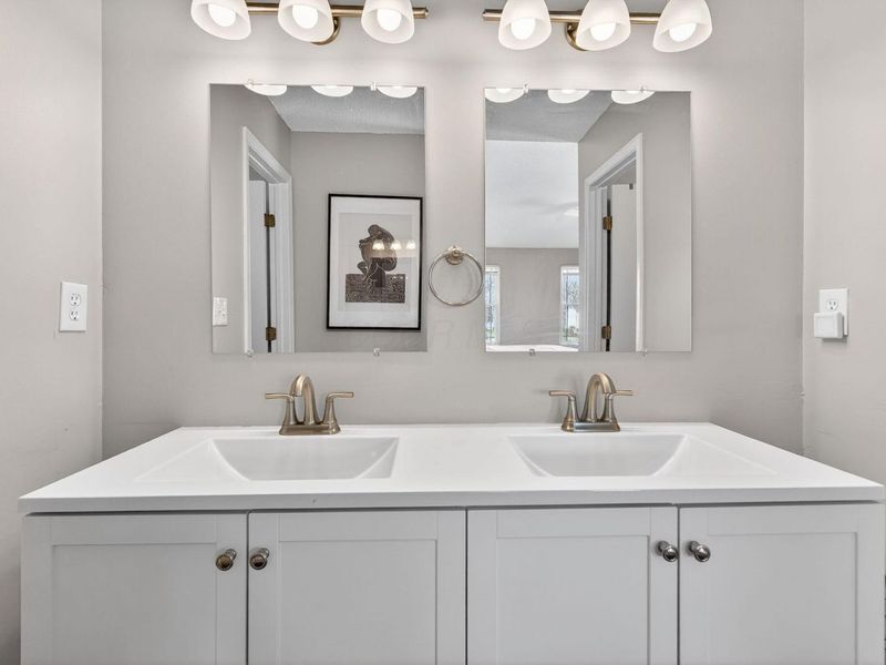 1805 Galleon Boulevard , Hilliard, OH 43026 Photo 24