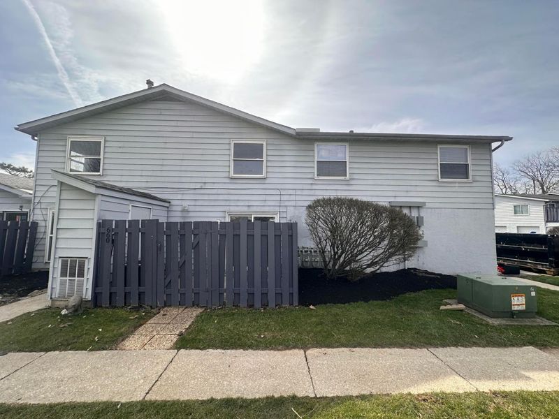 660 Cherry Hollow Road , Unit E, Columbus, OH 43228 Photo 15