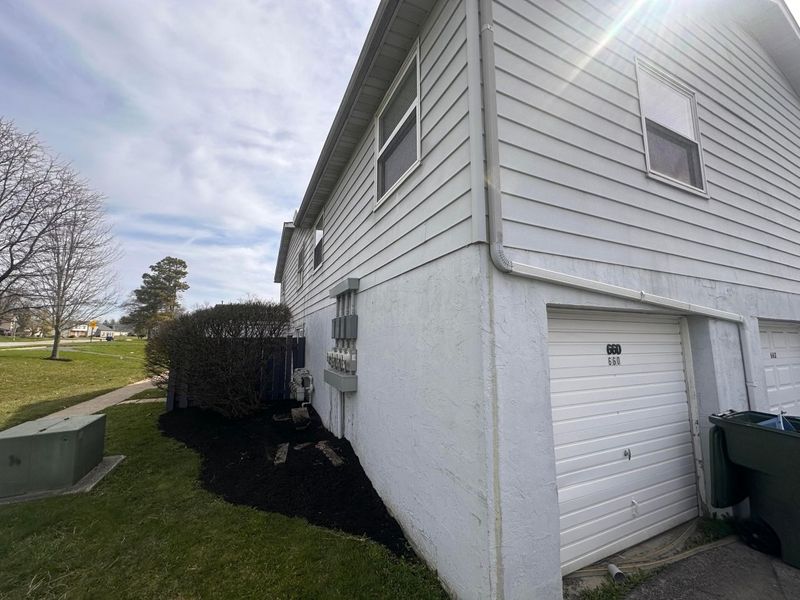 660 Cherry Hollow Road , Unit E, Columbus, OH 43228 Photo 16