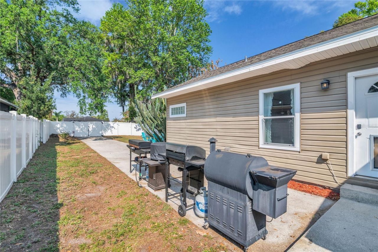 2414 Newberry Street , Orlando, FL 32806 Photo