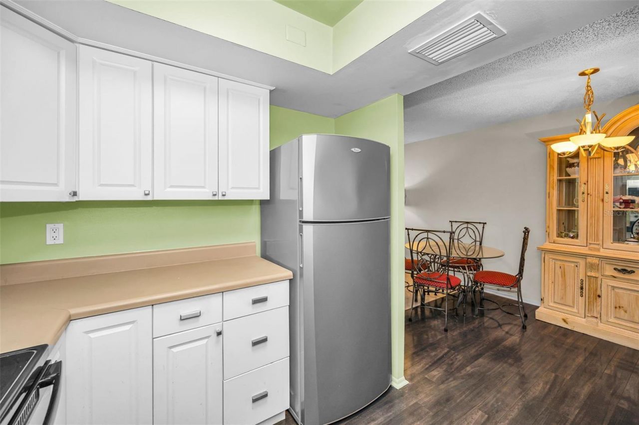 1121 Queen Anne Drive , Unit C, Palm Harbor, FL 34684 Photo