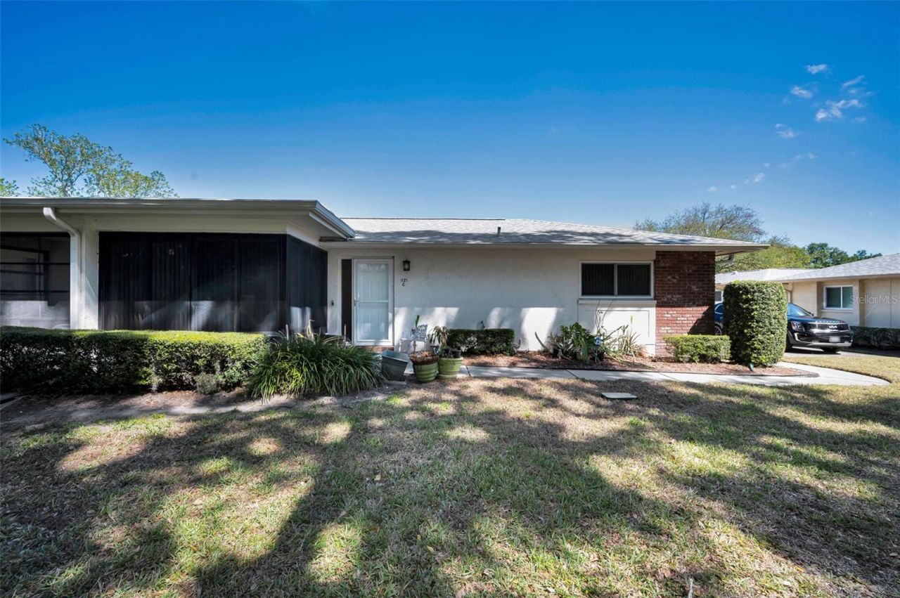 1121 Queen Anne Drive , Unit C, Palm Harbor, FL 34684 Photo