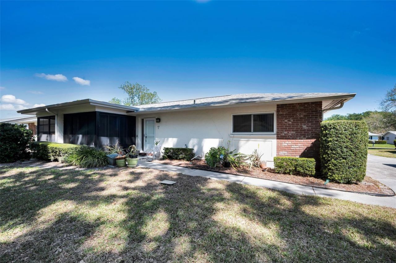 1121 Queen Anne Drive , Unit C, Palm Harbor, FL 34684 Photo