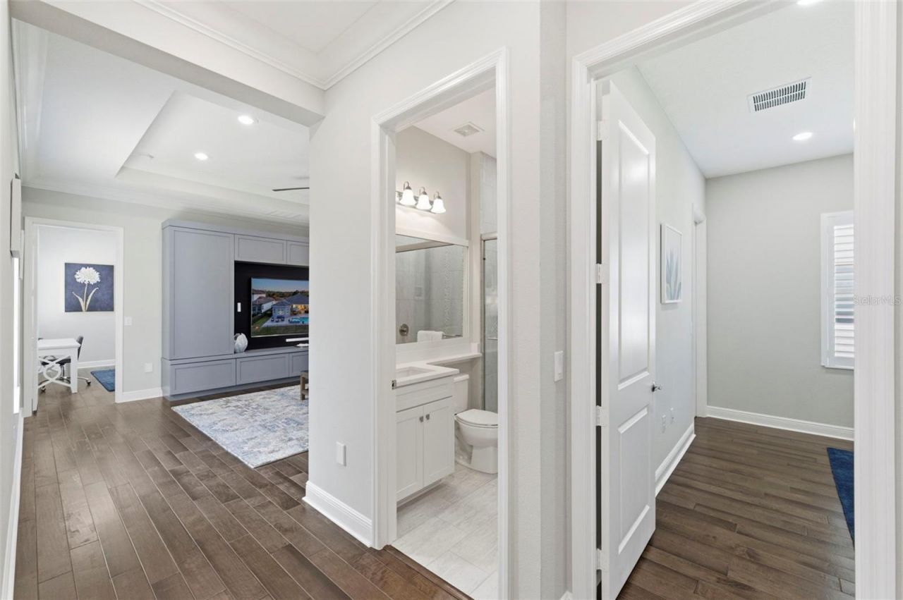 2552 Oakwood Preserve Drive, Wesley Chapel, FL 33543 Photo