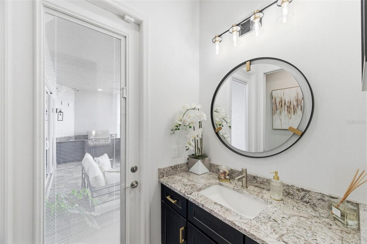 2552 Oakwood Preserve Drive, Wesley Chapel, FL 33543 Photo