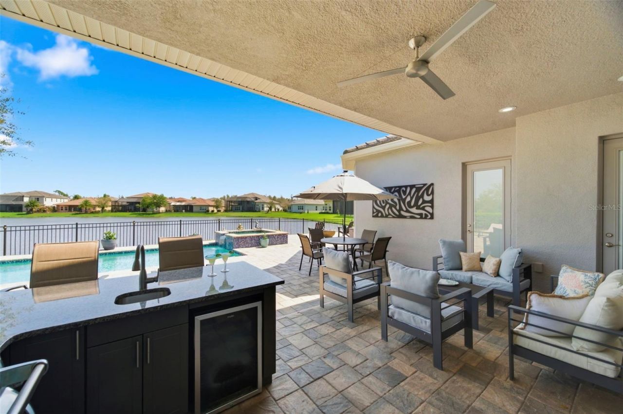 2552 Oakwood Preserve Drive, Wesley Chapel, FL 33543 Photo