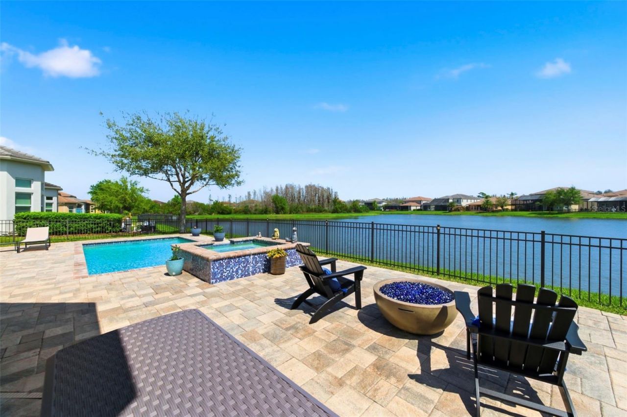 2552 Oakwood Preserve Drive, Wesley Chapel, FL 33543 Photo