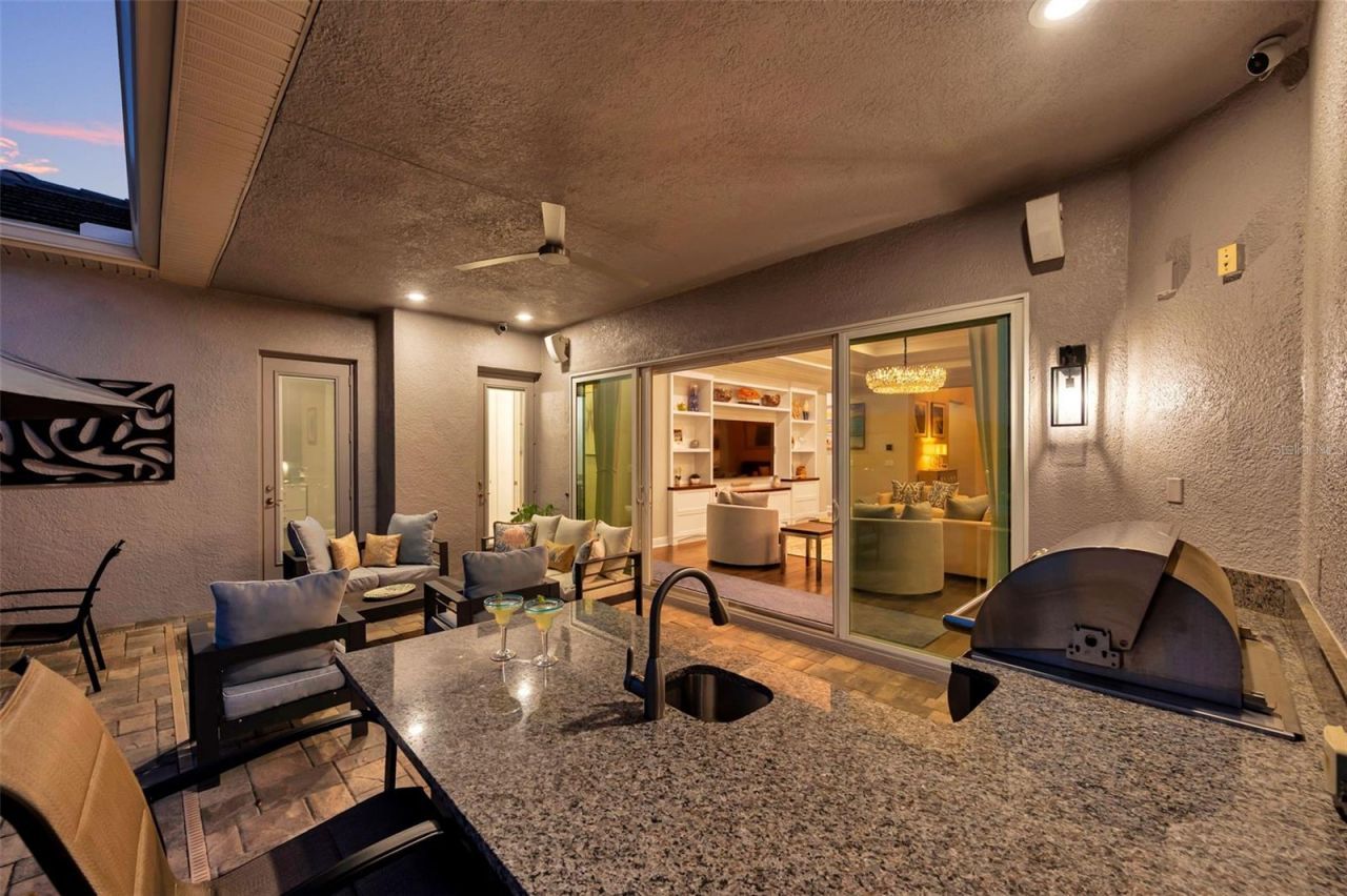 2552 Oakwood Preserve Drive, Wesley Chapel, FL 33543 Photo