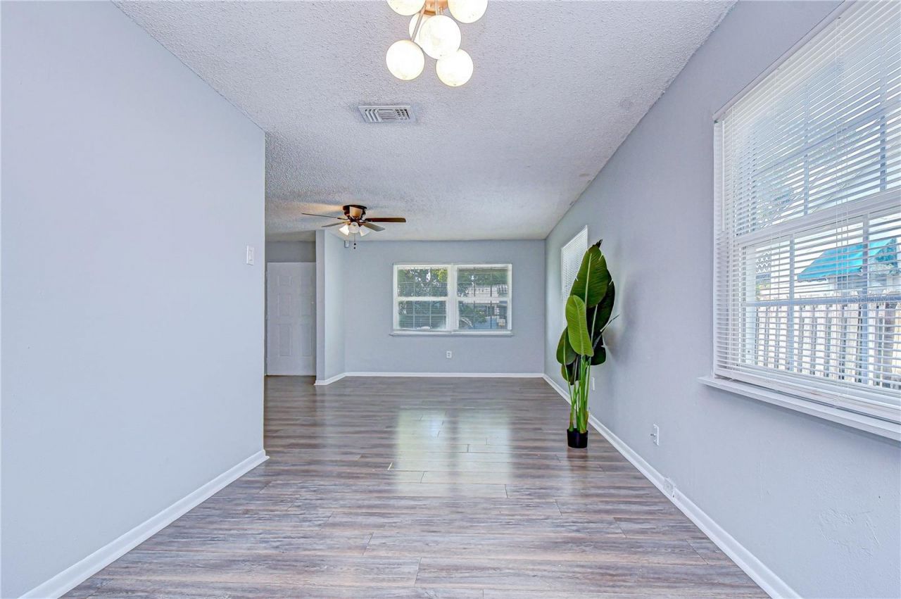 5119 6th Avenue N, Saint Petersburg, FL 33710 Photo