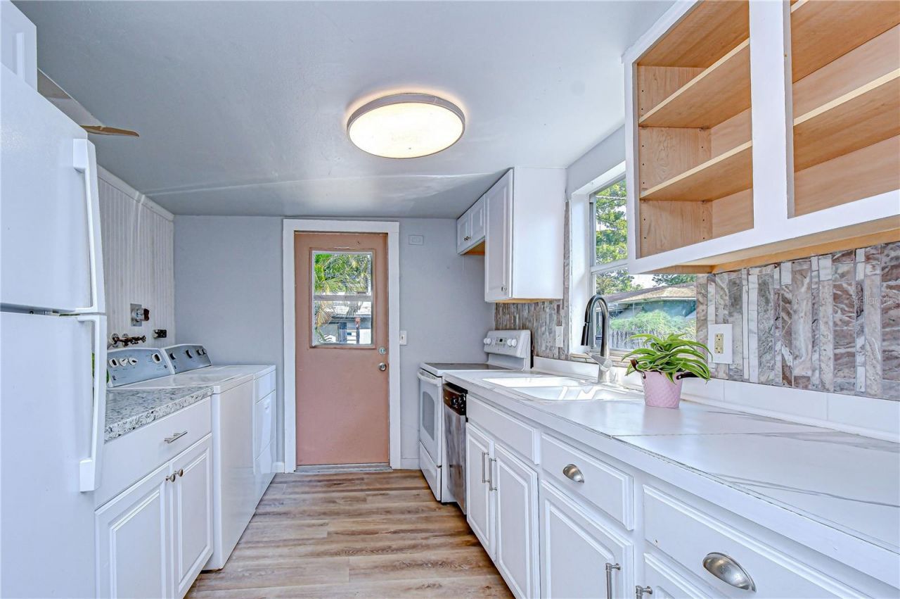 5119 6th Avenue N, Saint Petersburg, FL 33710 Photo