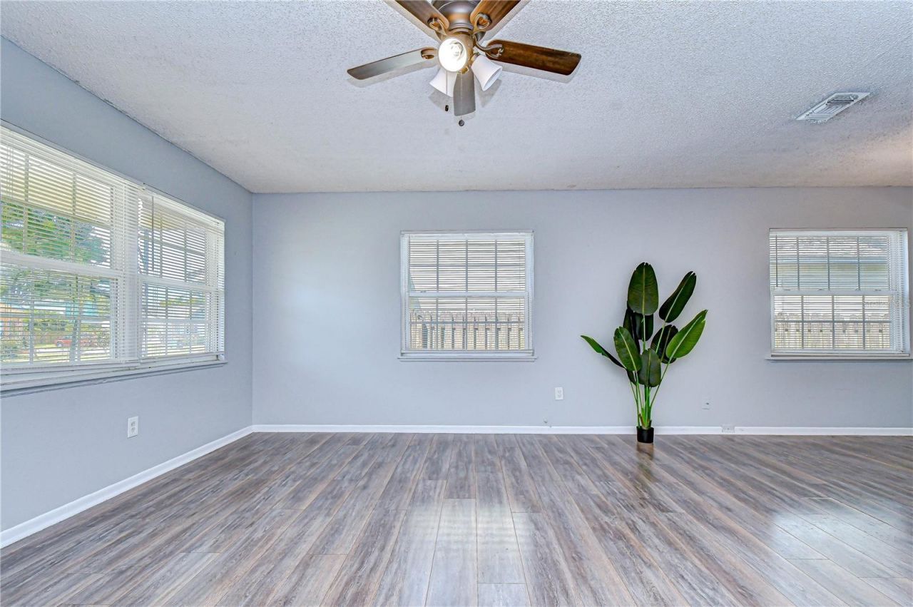 5119 6th Avenue N, Saint Petersburg, FL 33710 Photo