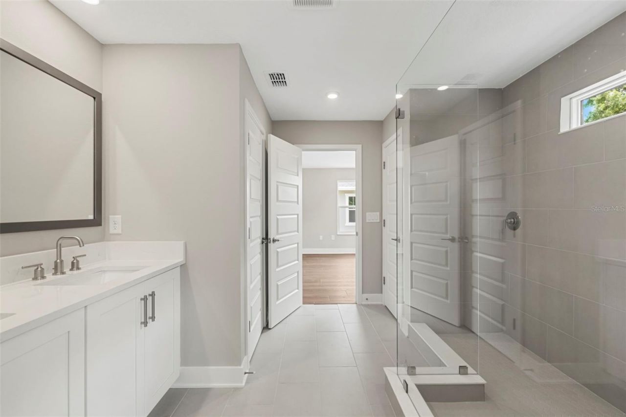1526 W Arch Street, Tampa, FL 33607 Photo