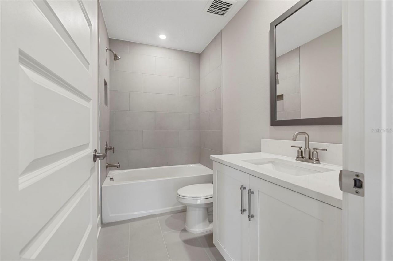 1526 W Arch Street, Tampa, FL 33607 Photo