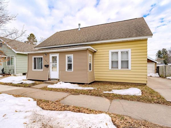 1009 S 8TH AVENUE, Wausau, WI 54401