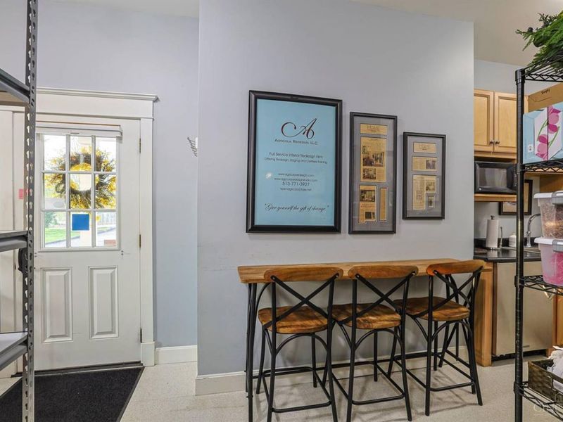 3 Village Square, Glendale, OH 45246 Photo 23