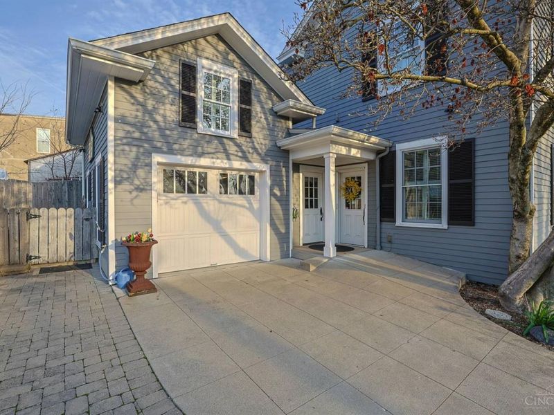 3 Village Square, Glendale, OH 45246 Photo 31