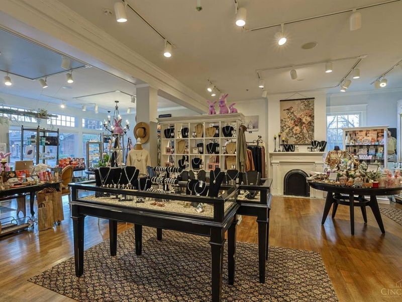 3 Village Square, Glendale, OH 45246 Photo 36