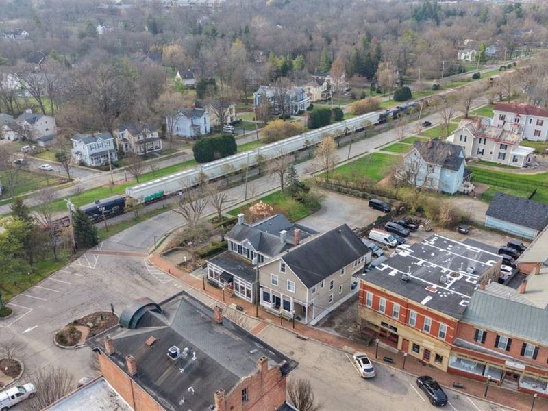 3 Village Square, Glendale, OH 45246 Photo 40