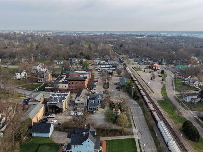 3 Village Square, Glendale, OH 45246 Photo 43