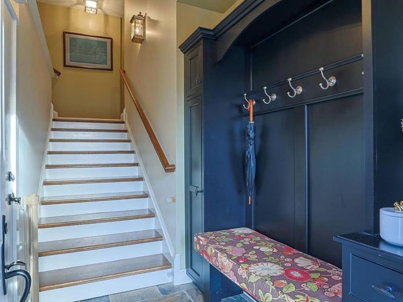 3 Village Square, Glendale, OH 45246 Photo 5