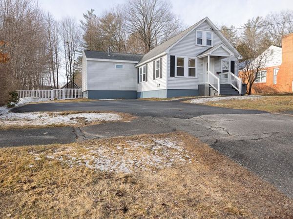 82 Oakland Street, Waterville, ME 04901