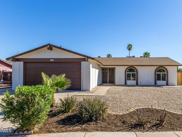 402 W EL PRADO Road, Chandler, AZ 85225