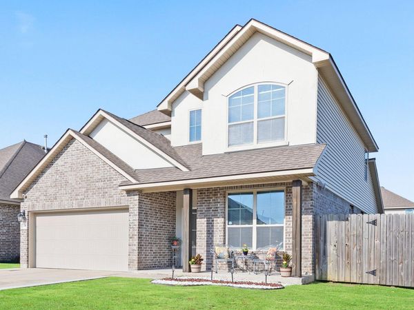 111 Bottes Avenue, Youngsville, LA 70592