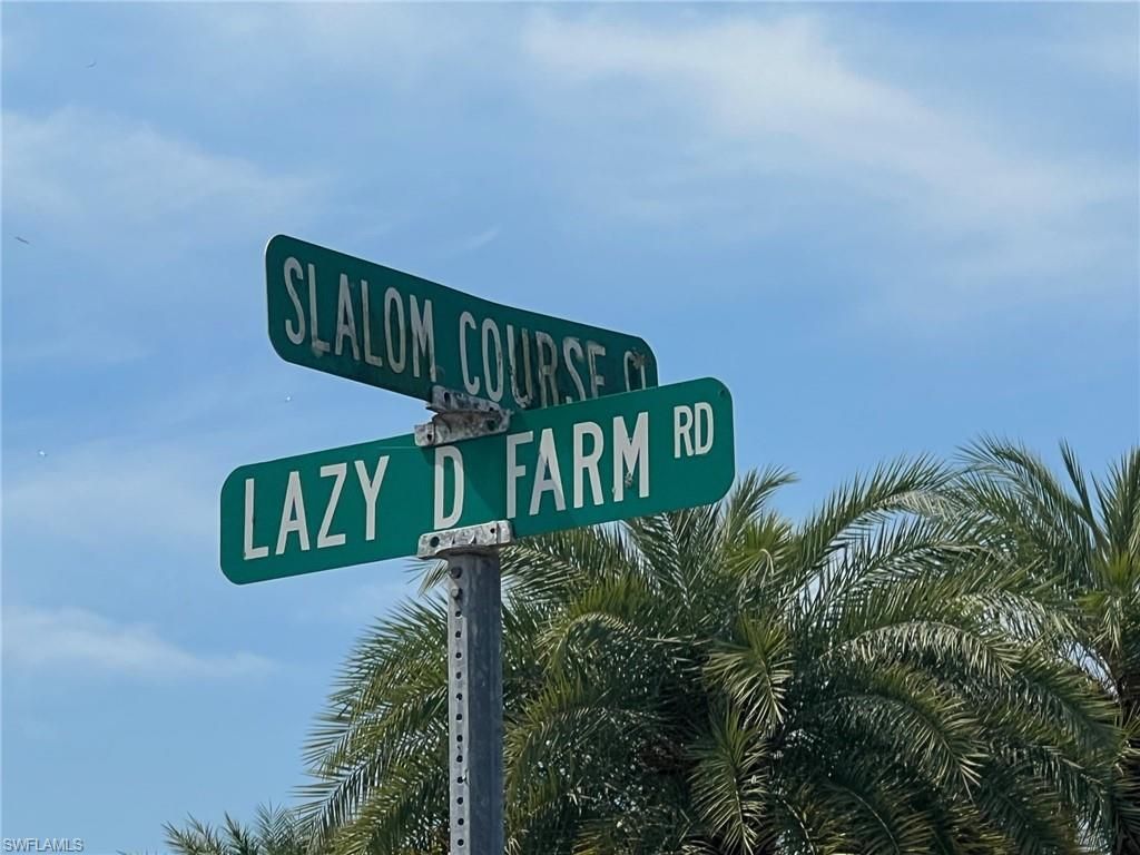 20821 Lazy D Farm Rd, Estero, FL 33928 Photo