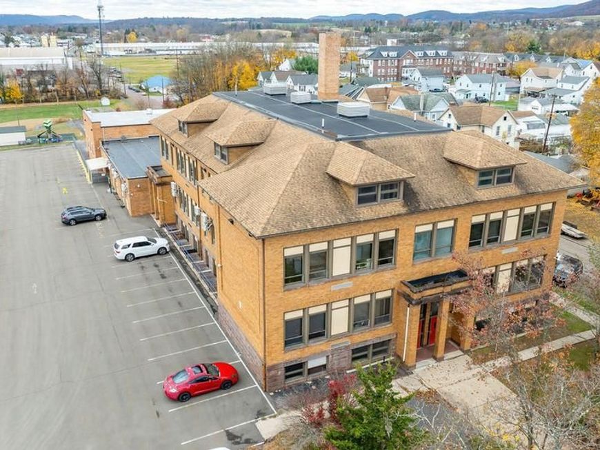 1401 N Market Street, Berwick, PA 18603 Main Photo