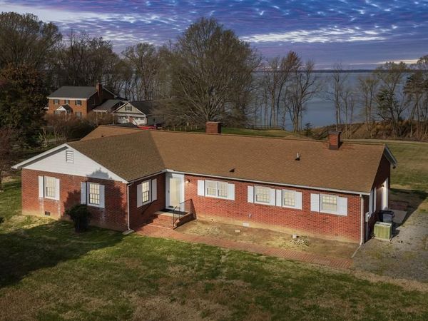 1324 WOODSTOCK ROAD , KING GEORGE, VA 22485