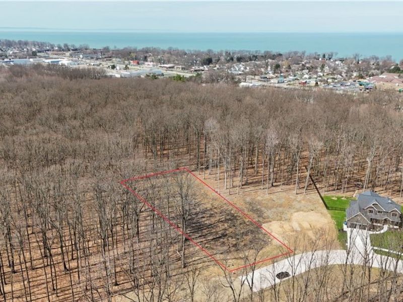 4216 Ridgeview Drive, Vermilion, OH 44089 Photo 3