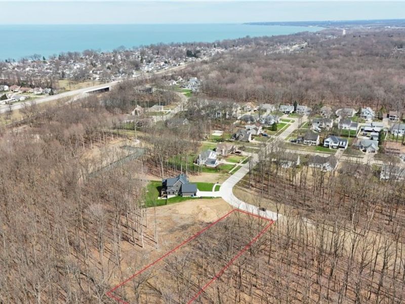 4216 Ridgeview Drive, Vermilion, OH 44089 Photo 8