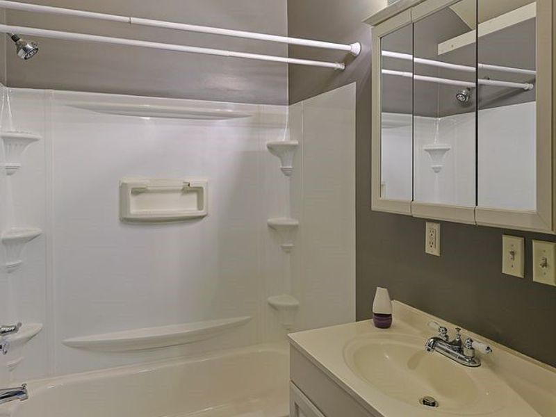 250 Woodlawn Avenue, Norwalk, OH 44857 Photo 9