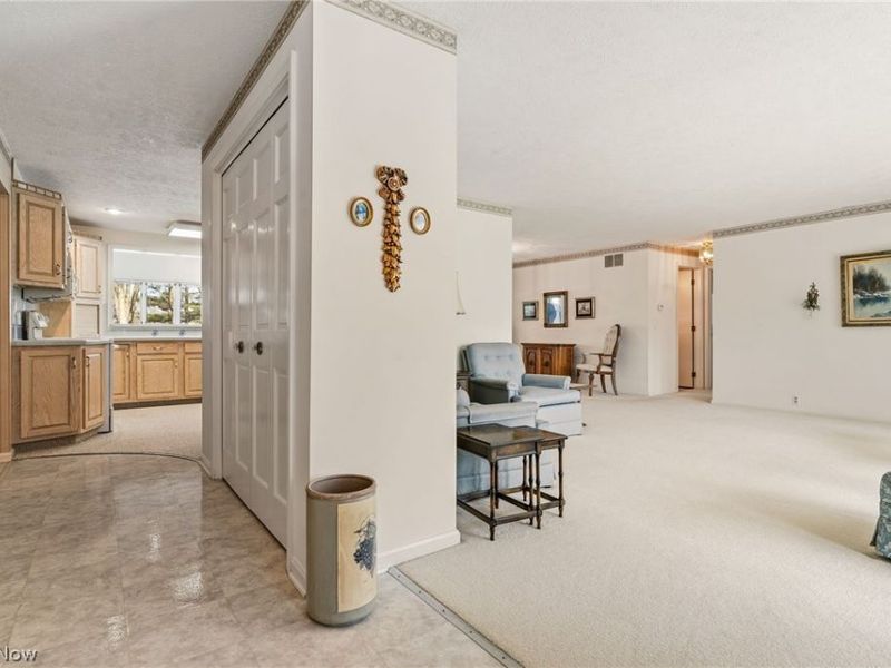 1520 Greenbriar Drive, Ashland, OH 44805 Photo 7