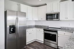 111 Sundew Road  photo 4