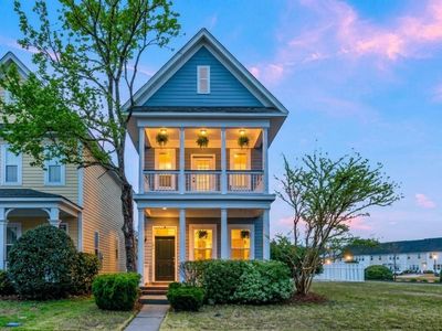 100 Hyacinth Street, Summerville, SC 29483