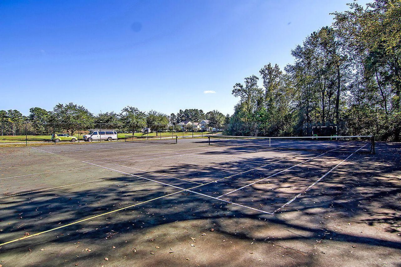 100 Hyacinth Street Photo 39