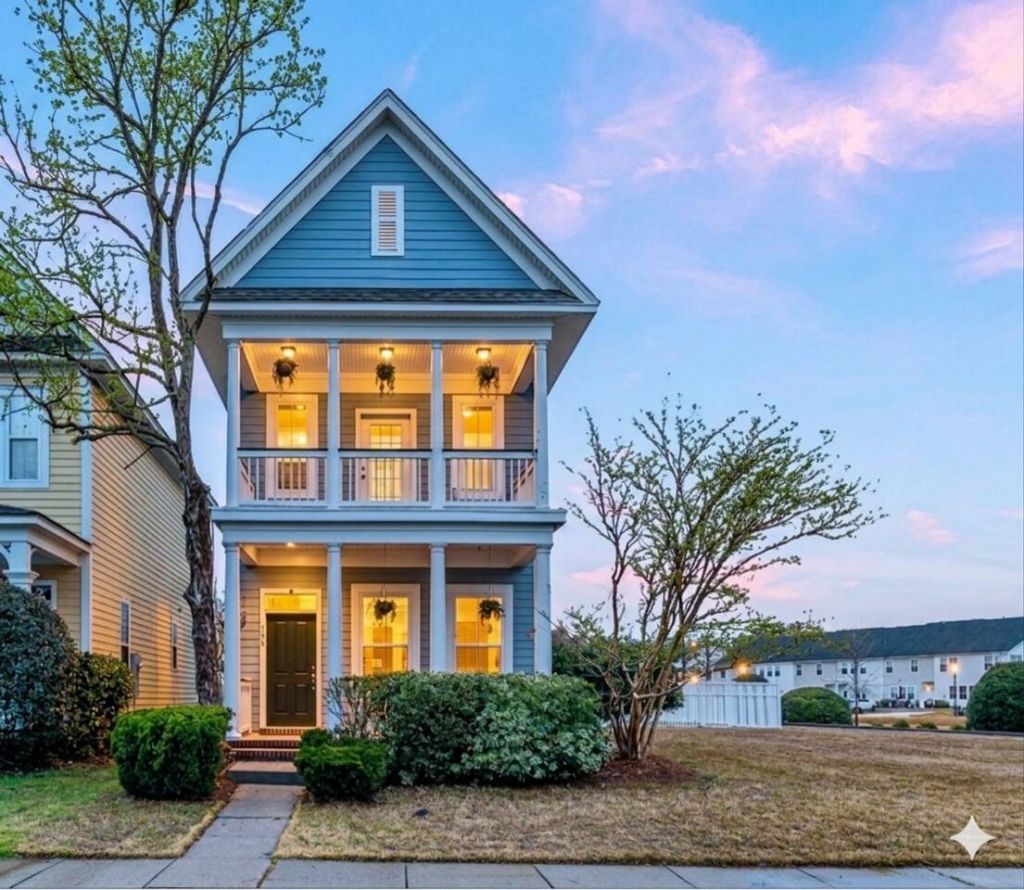 100 Hyacinth Street Photo 56