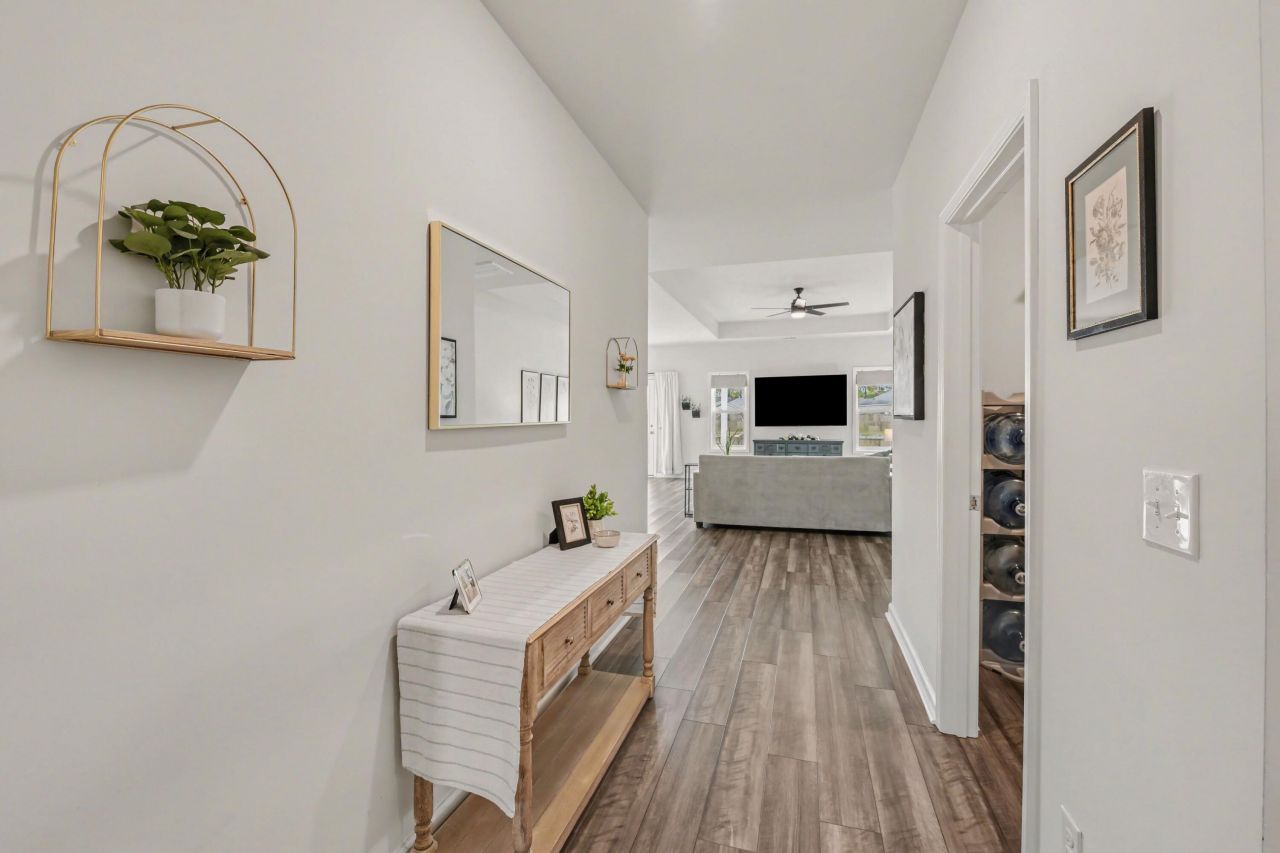 113 Percheron Drive Photo 4