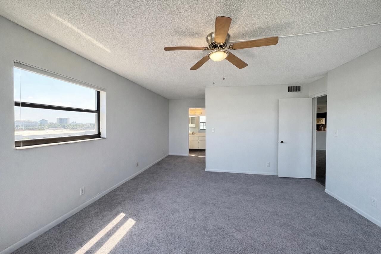 2205 S Cypress Bend Drive, Unit 908, Pompano Beach, FL 33069 Photo