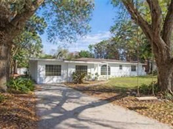 2064 Atlantic Boulevard, Vero Beach, FL 32960