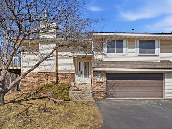 902 Evergreen Drive, Burnsville, MN 55337