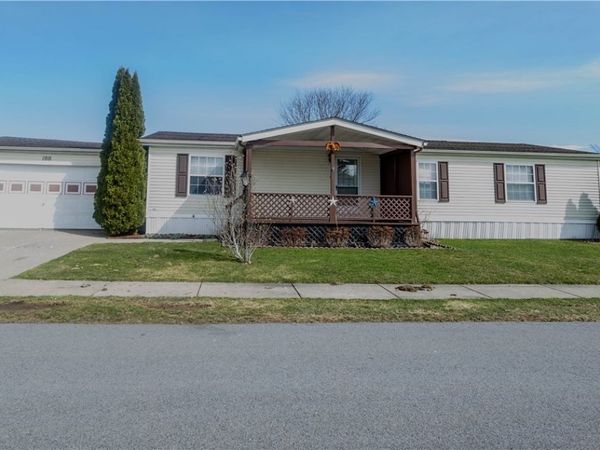 100 Golden Pond Est Boulevard, Akron, NY 14001