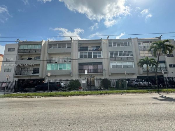 6125 W 20th Ave , Unit 306, Hialeah, FL 33012