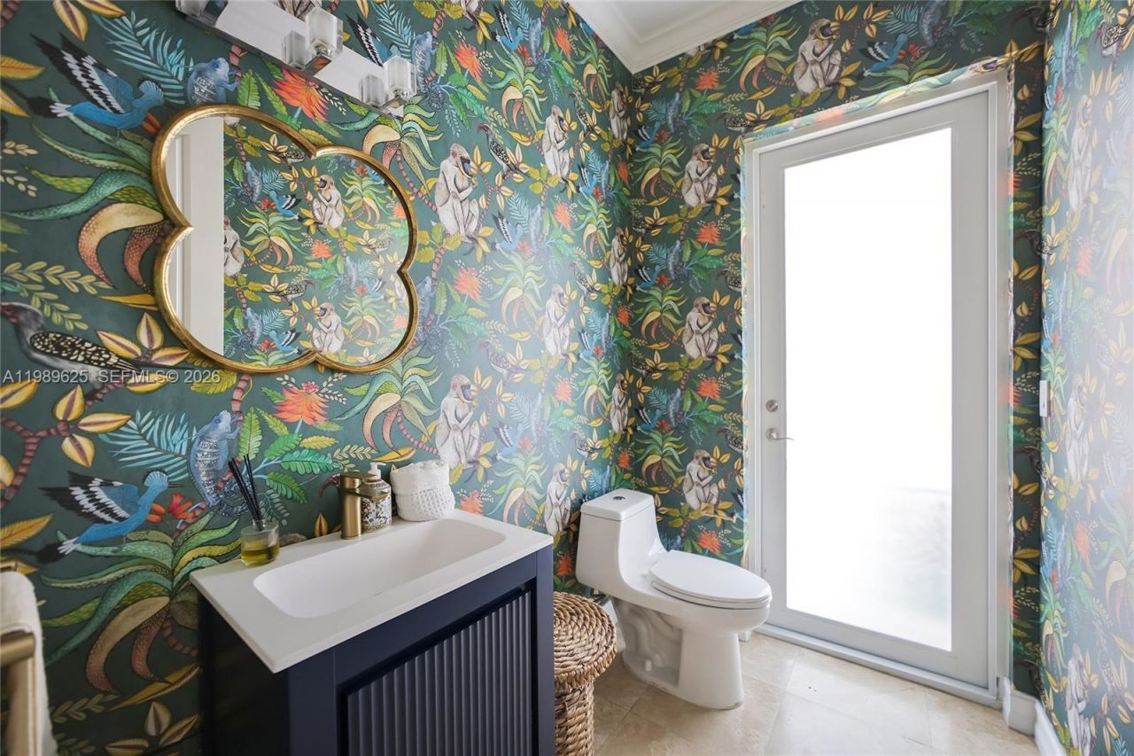 1898 S Miami Ave, Miami, FL 33129 Photo