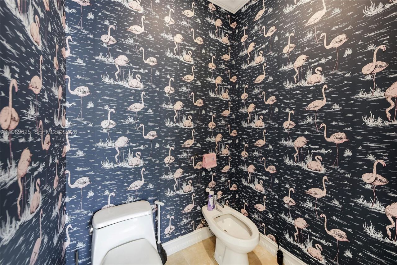 1898 S Miami Ave, Miami, FL 33129 Photo