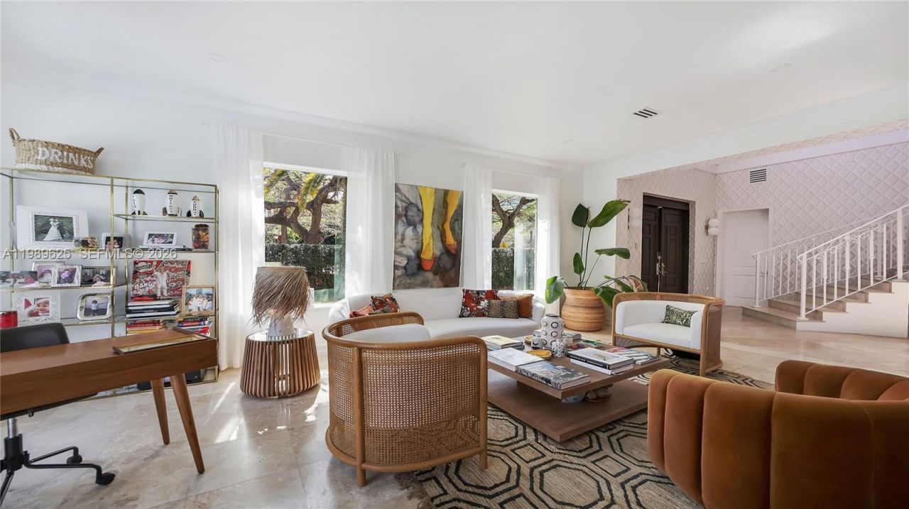 1898 S Miami Ave, Miami, FL 33129 Photo