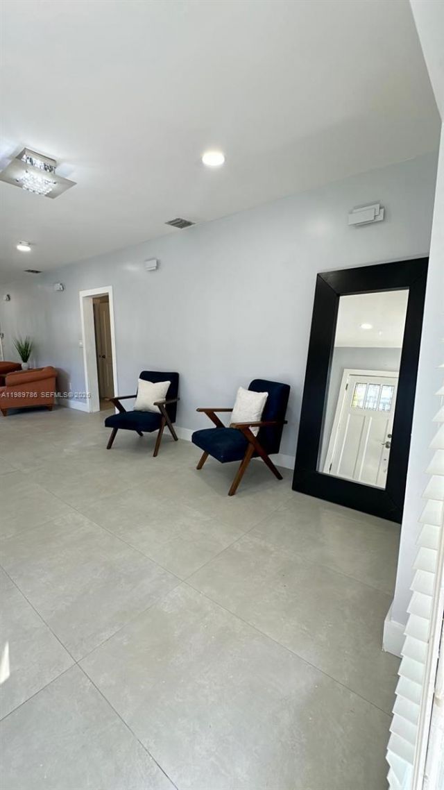 715 Hollywood Blvd, Hollywood, FL 33019 Photo